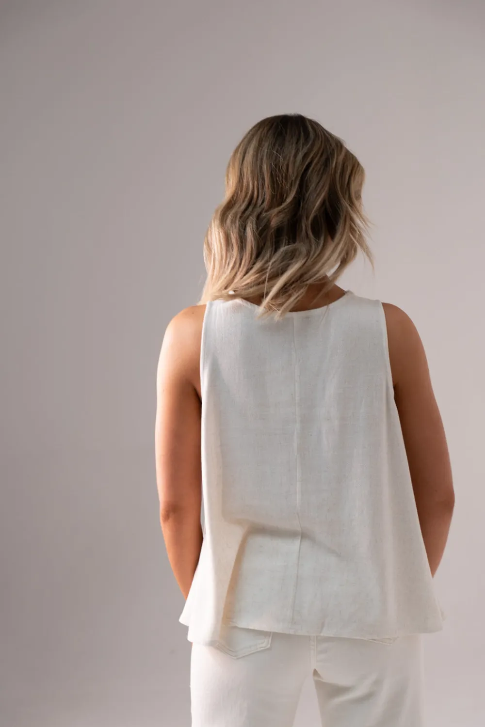 The Walk in Wardrobe Tops><noscript><img width=