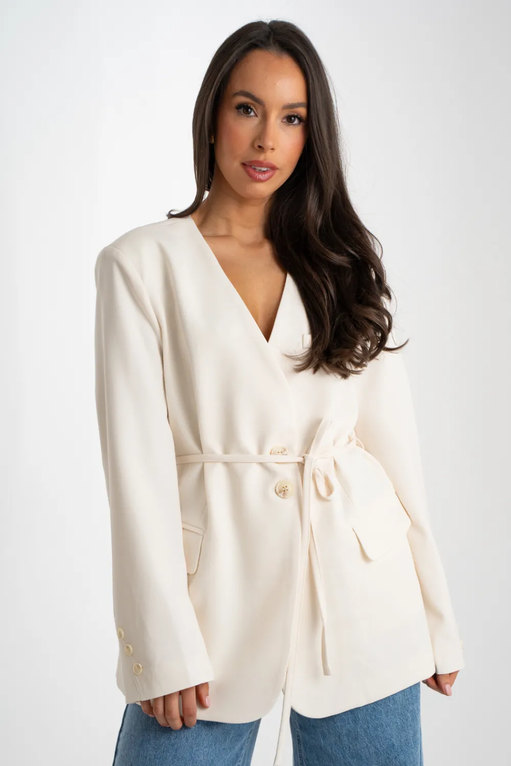 The Walk in Wardrobe Blazers>Paige Collarless Blazer In Cream