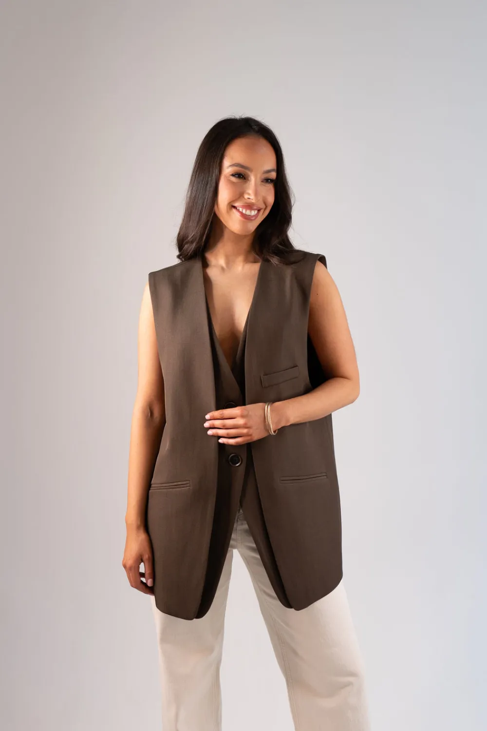 The Walk in Wardrobe Tops><noscript><img width=