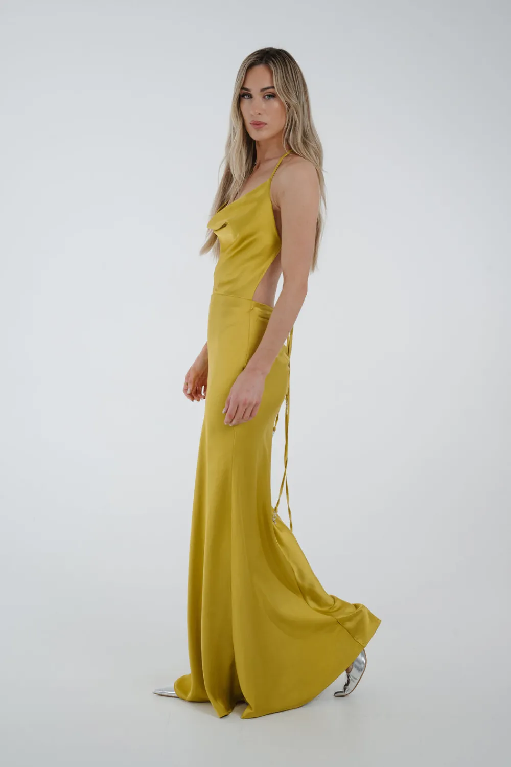 The Walk in Wardrobe Midi Dresses><noscript><img width=