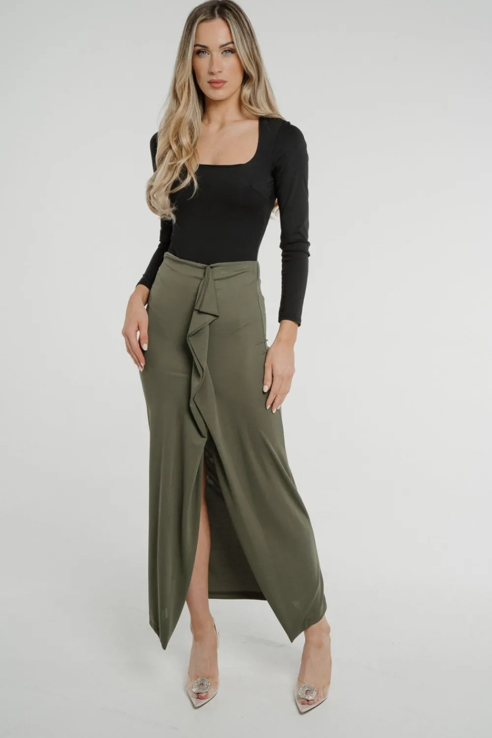 The Walk in Wardrobe Skirts & Skorts>Pia Frill Side Midi Skirt In Black