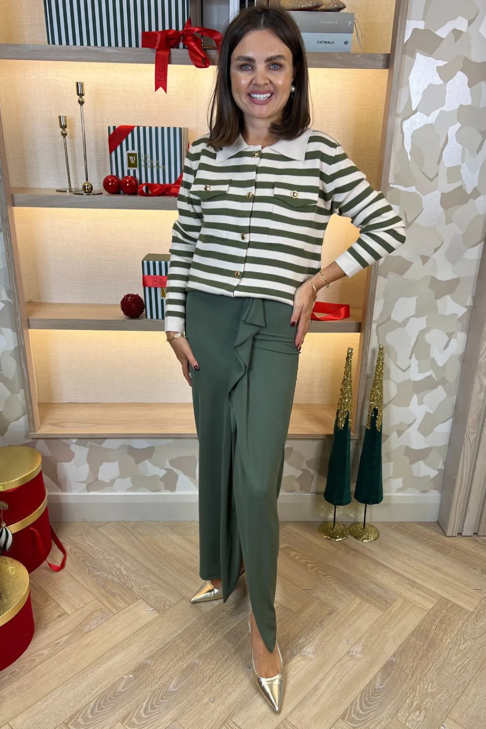 The Walk in Wardrobe Skirts & Skorts>Pia Frill Side Midi Skirt In Khaki