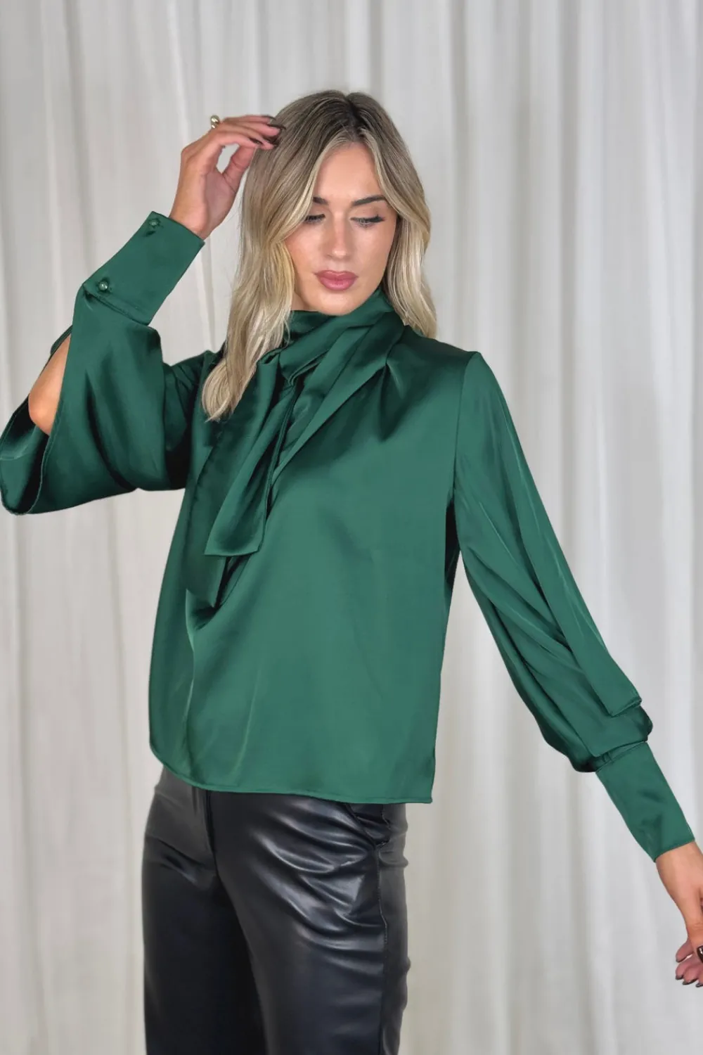 The Walk in Wardrobe Shirts><noscript><img width=