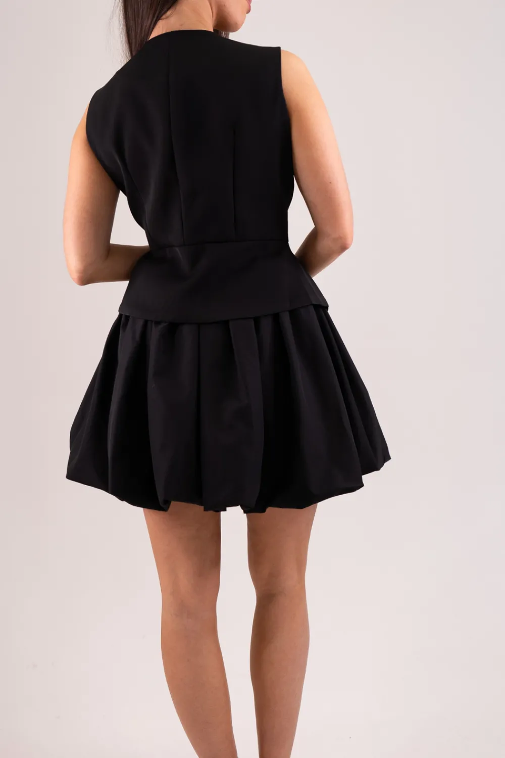 The Walk in Wardrobe Skirts & Skorts>Polly Balloon Skirt In Black