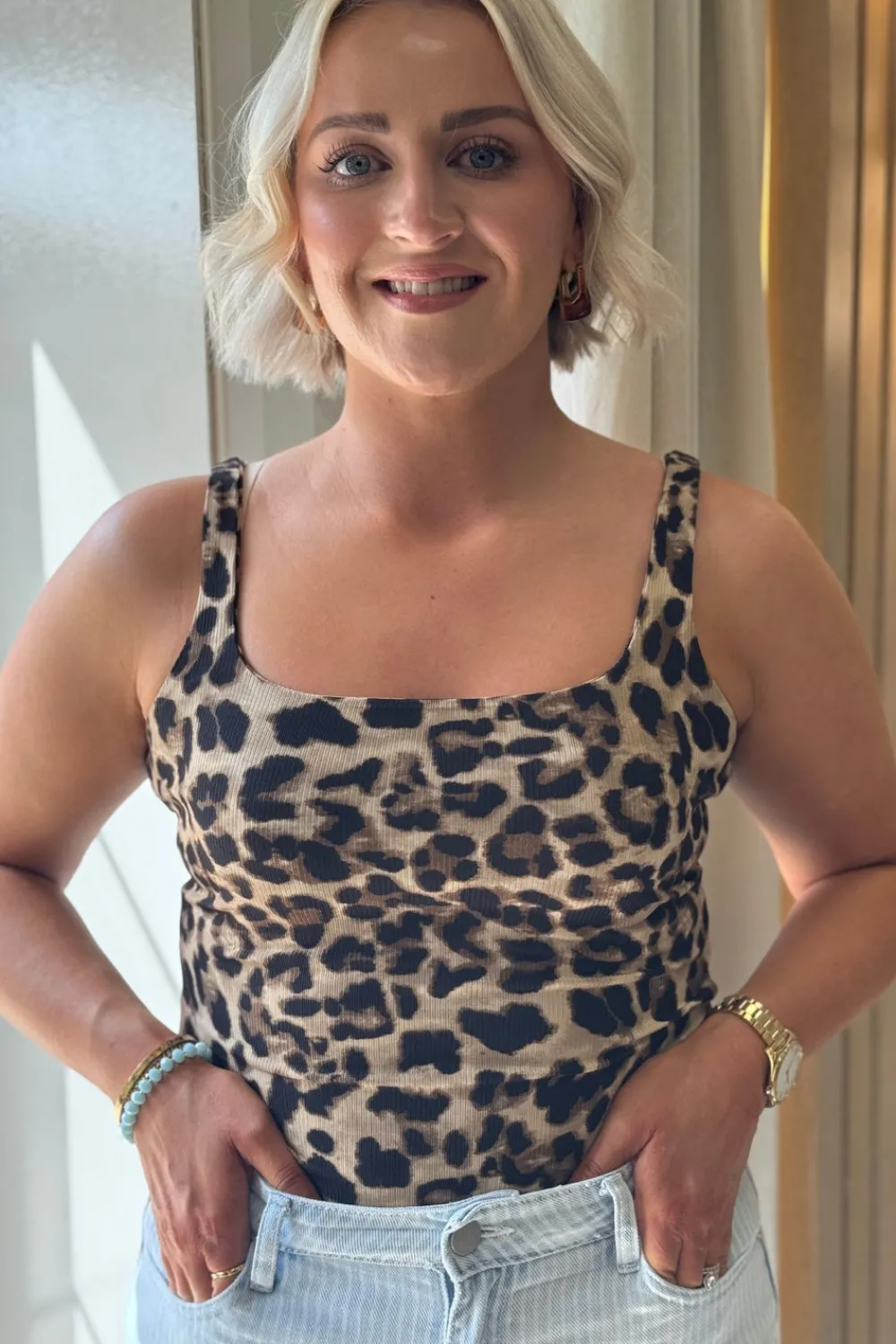 The Walk in Wardrobe Tops><noscript><img width=