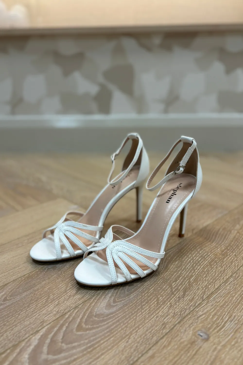 The Walk in Wardrobe Heels>Sadie Cut Out Heeled Sandal In White