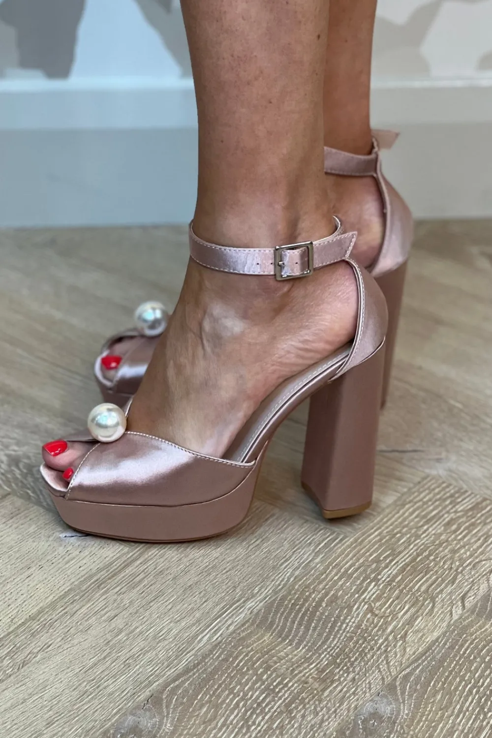 The Walk in Wardrobe Heels>Sadie Platform Heel In Blush