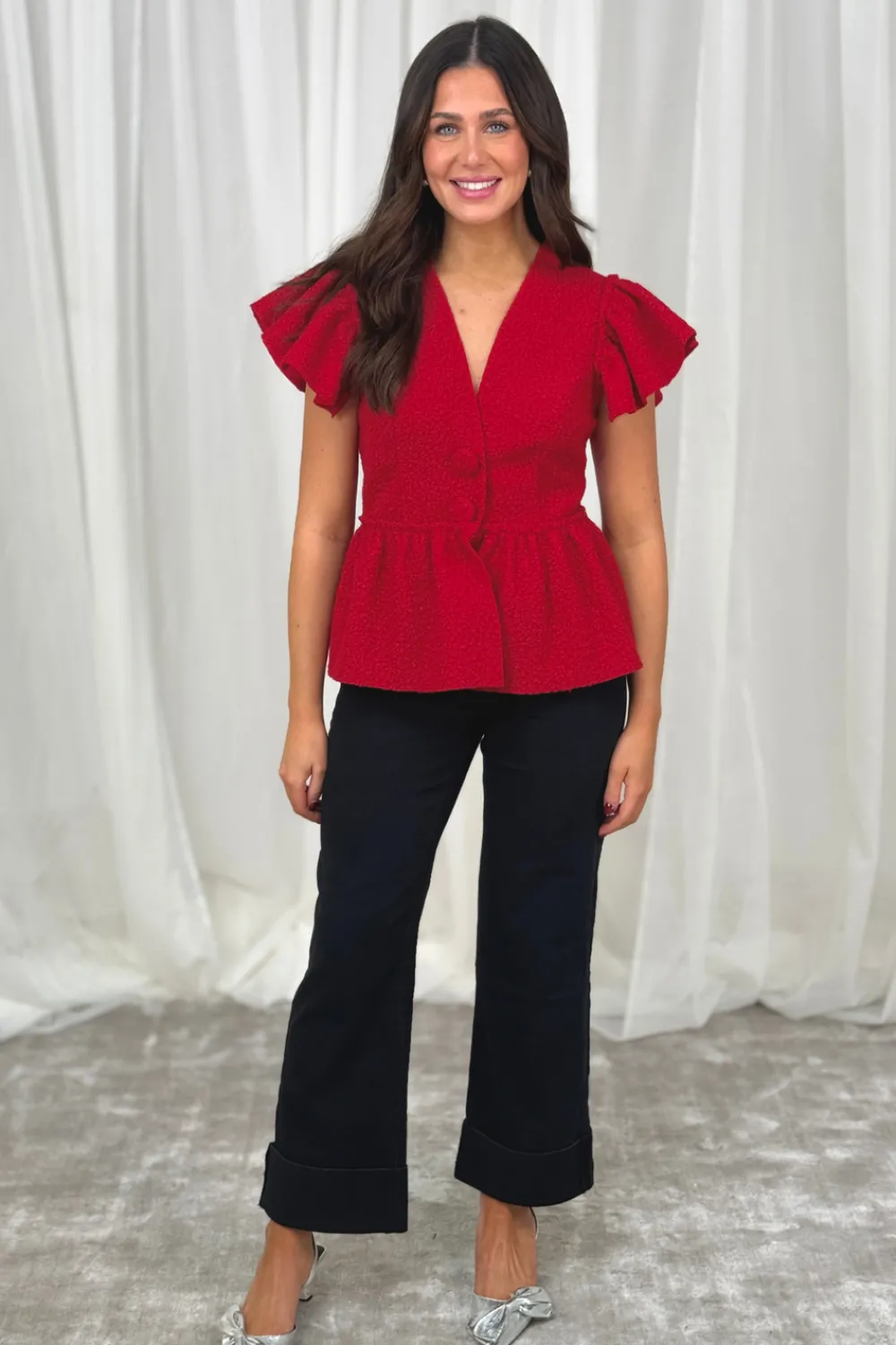 The Walk in Wardrobe Tops><noscript><img width=