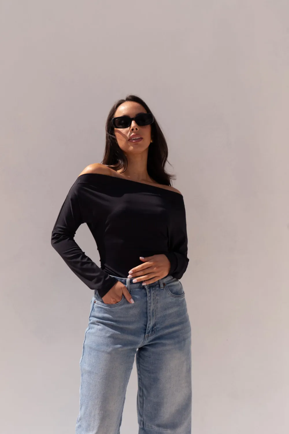 The Walk in Wardrobe Tops>Taylor Asymmetric Top In Black