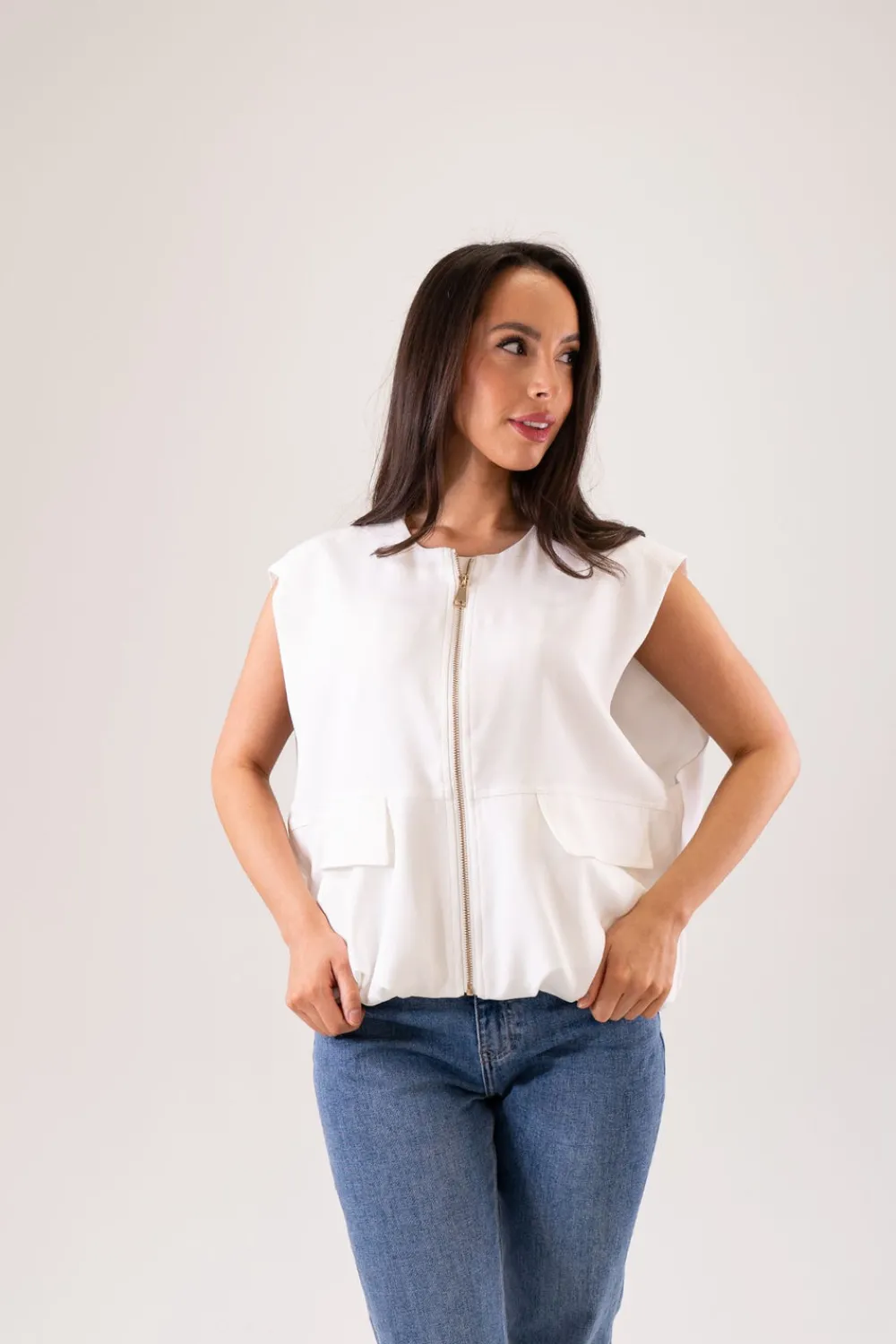 The Walk in Wardrobe Coats & Jackets>Taylor Zip Front Gilet In White