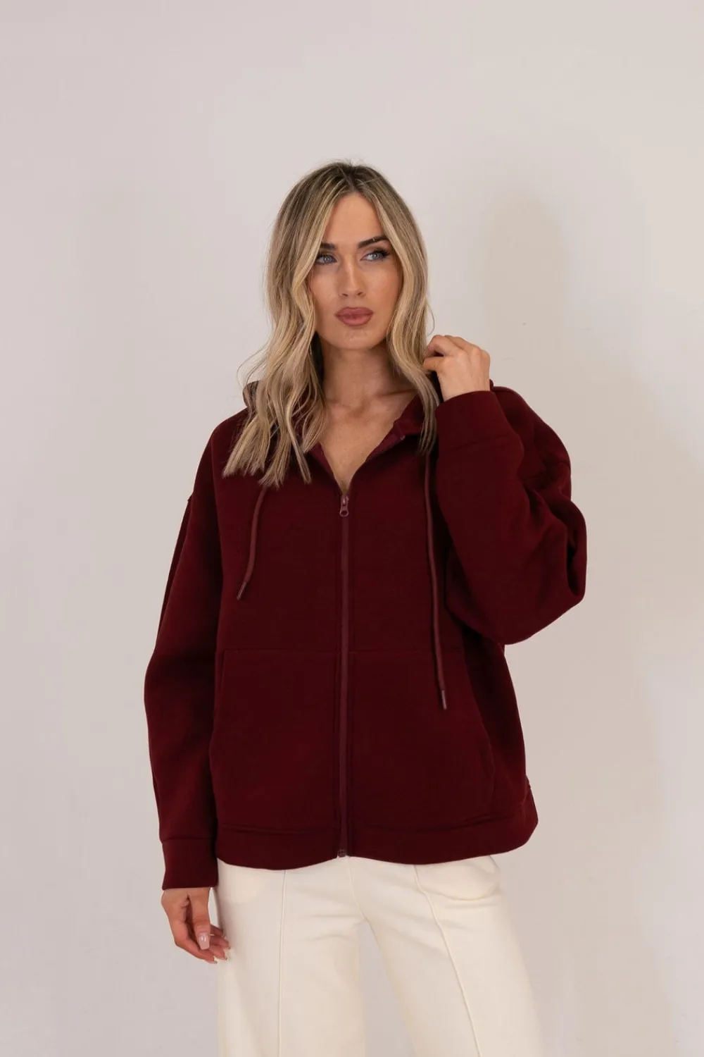 The Walk in Wardrobe Hoodies & Sweatshirts>Taylor Zip Up Hoodie In Bordeaux
