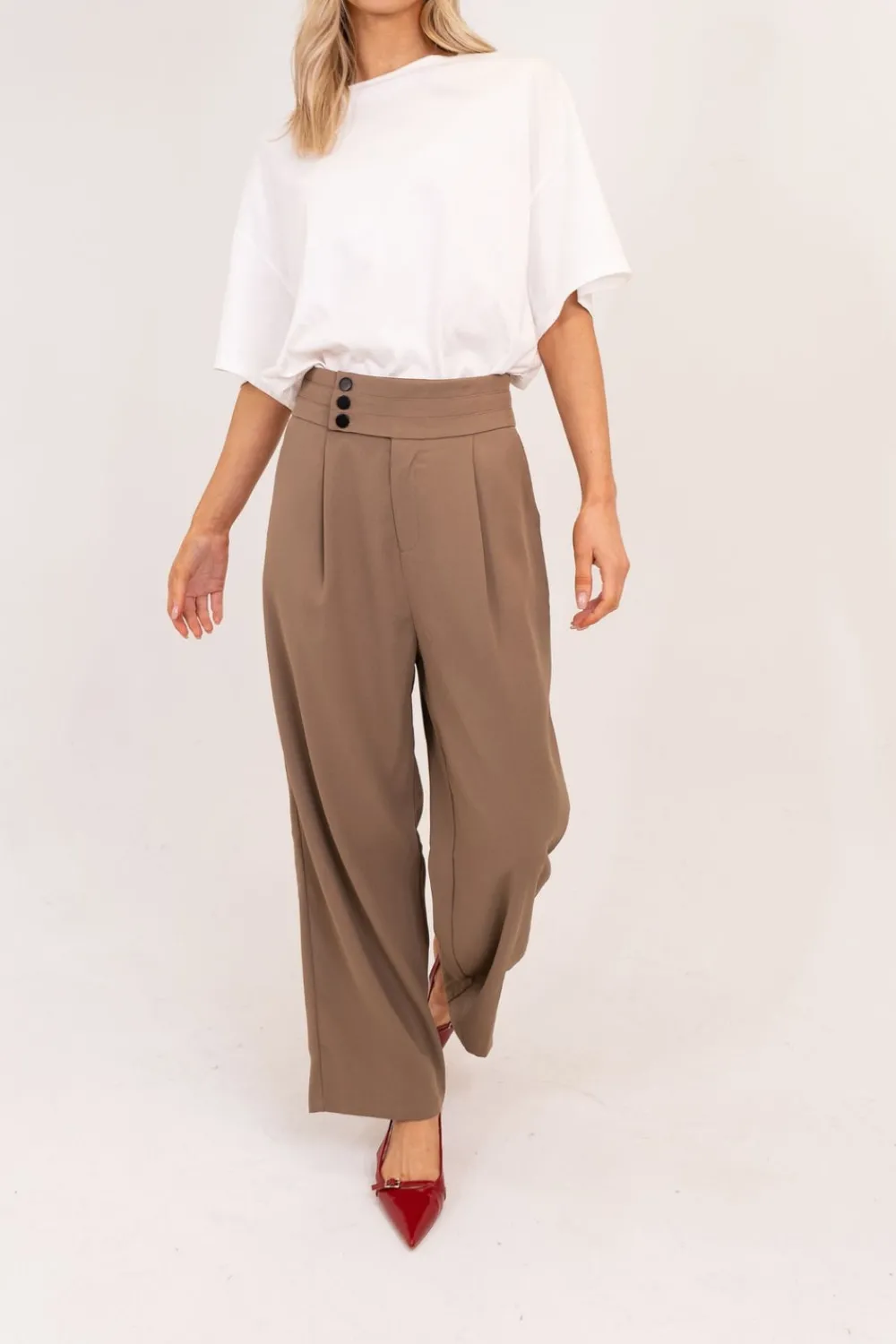 The Walk in Wardrobe Trousers>Willow Button Waist Trousers In Taupe