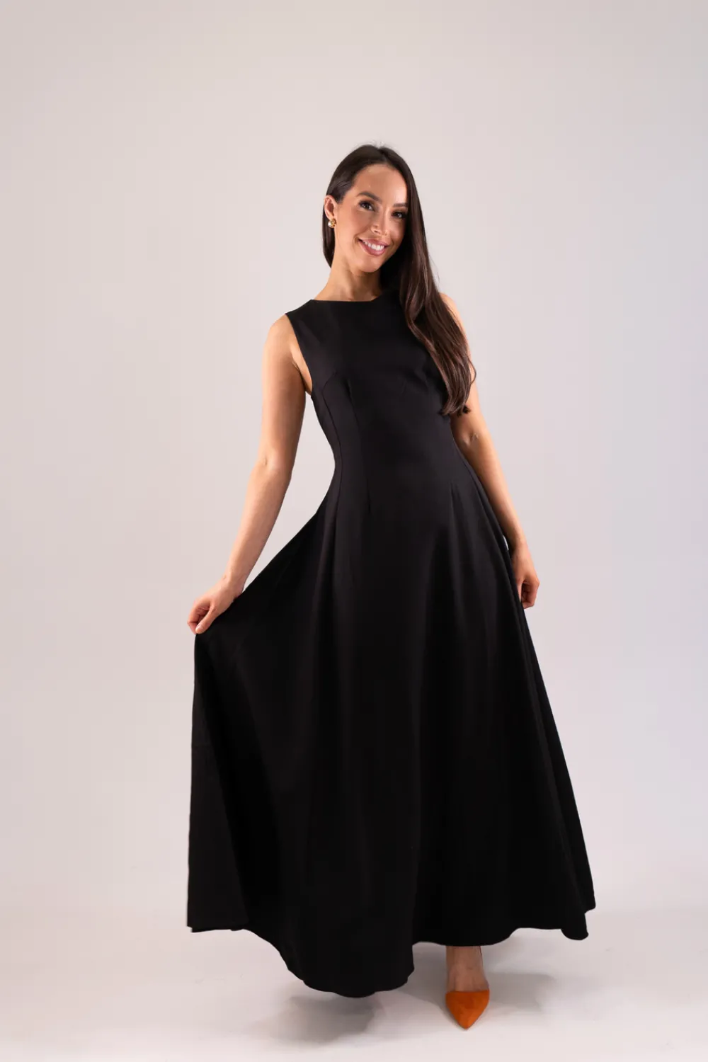 The Walk in Wardrobe Maxi Dresses>Willow Sleeveless Dress In Black
